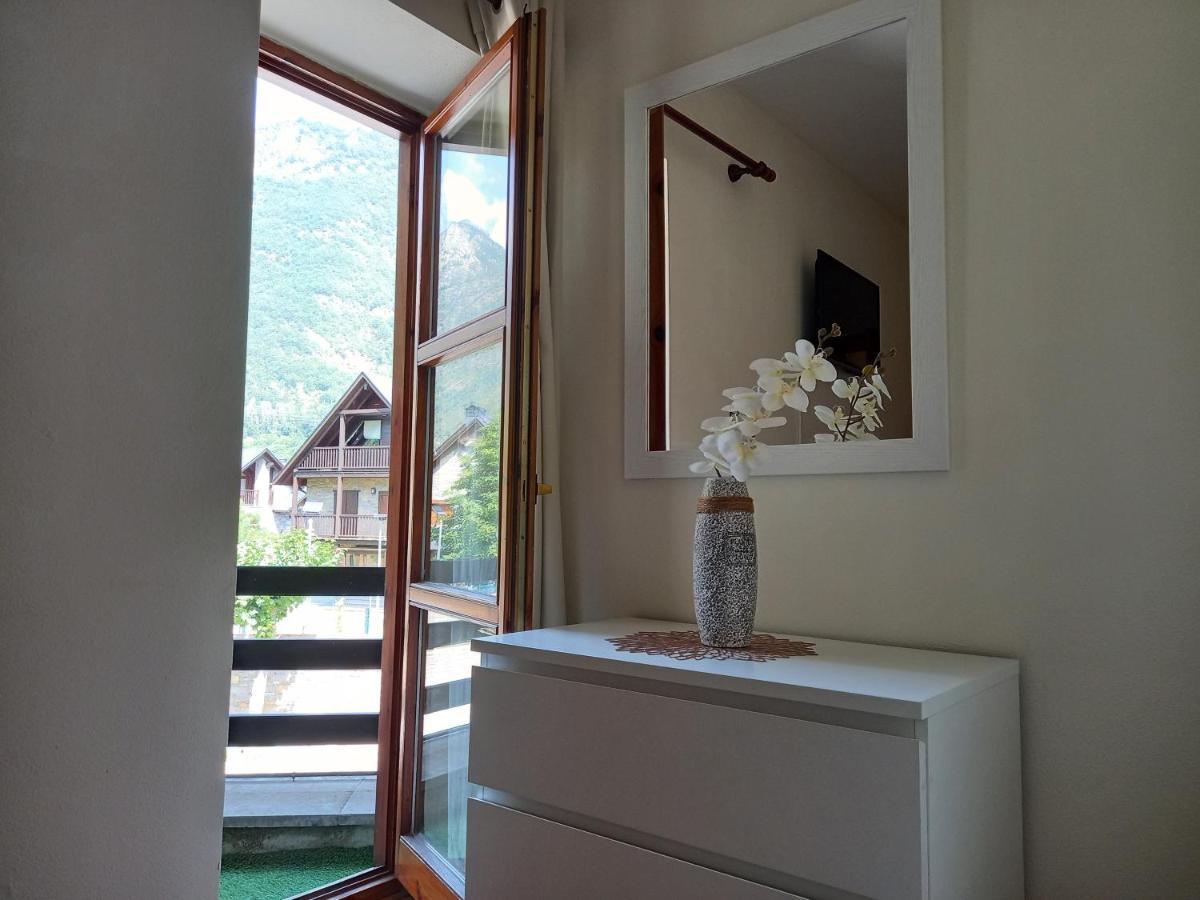 Pyros De Benas Apartment Benasque Luaran gambar